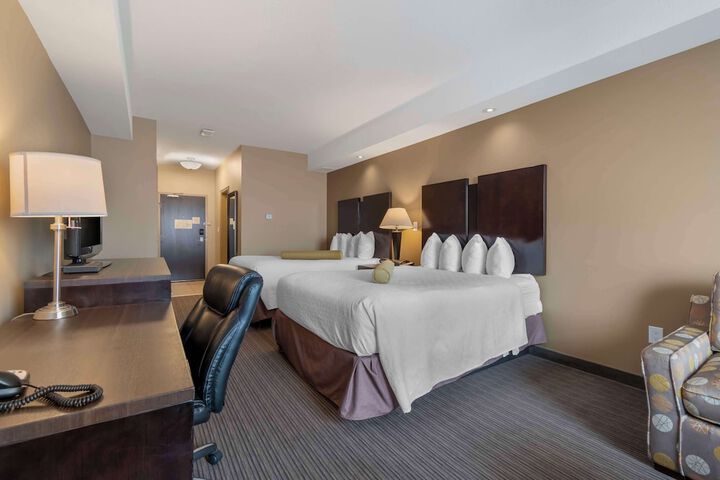 Room 26 of 40