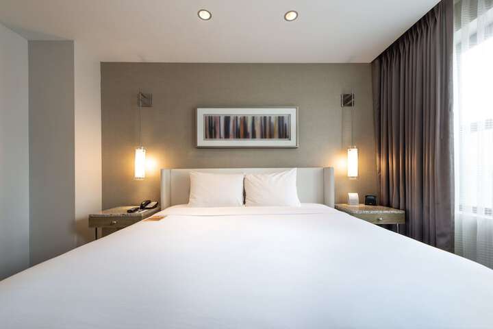 Room 79 of 147