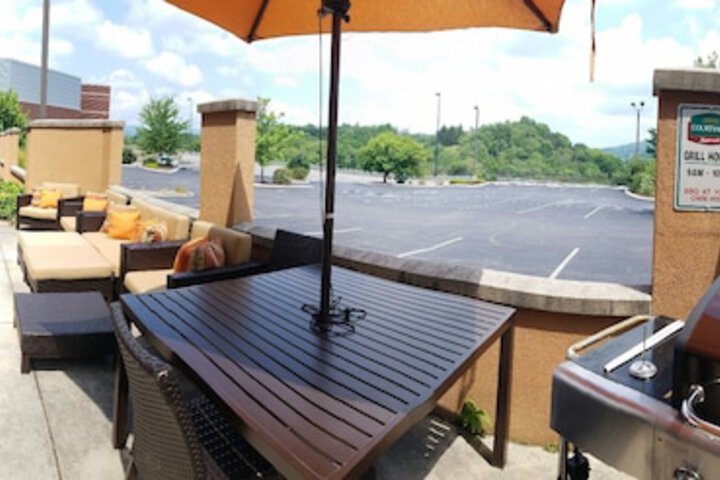 Terrace/Patio 131 of 135