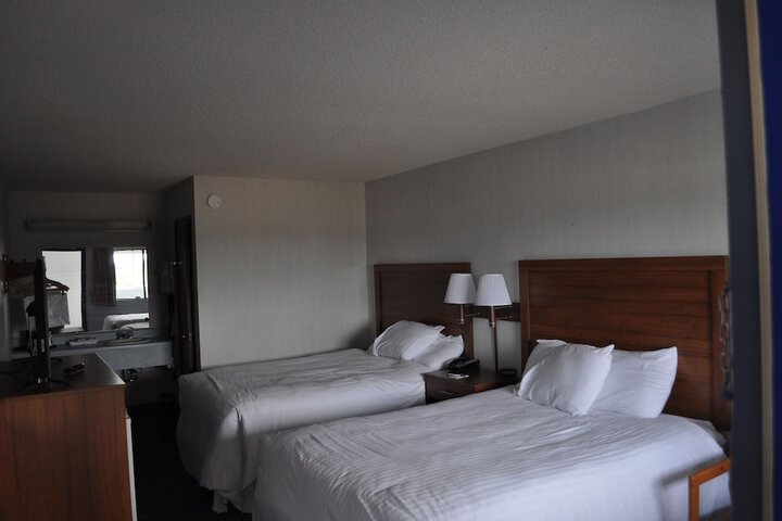 Room 18 of 21