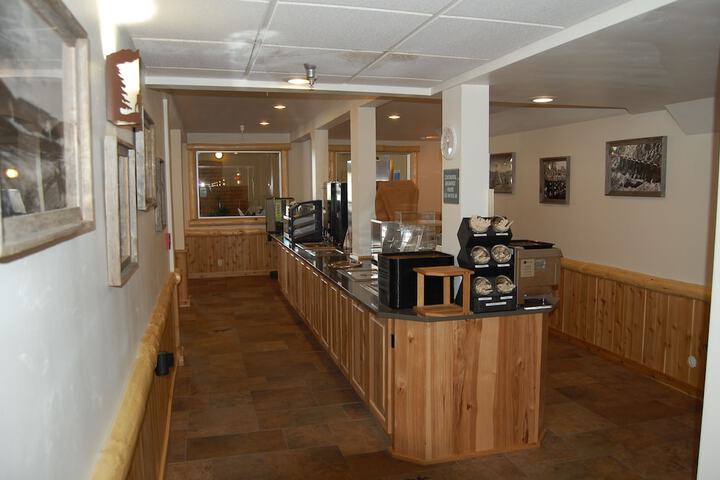 Breakfast/Coffee Service 53 of 61