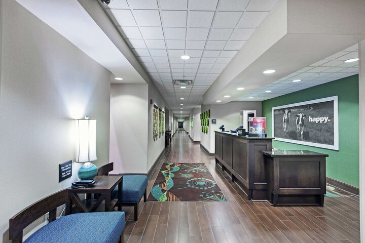 Hotel Interior 7 of 34