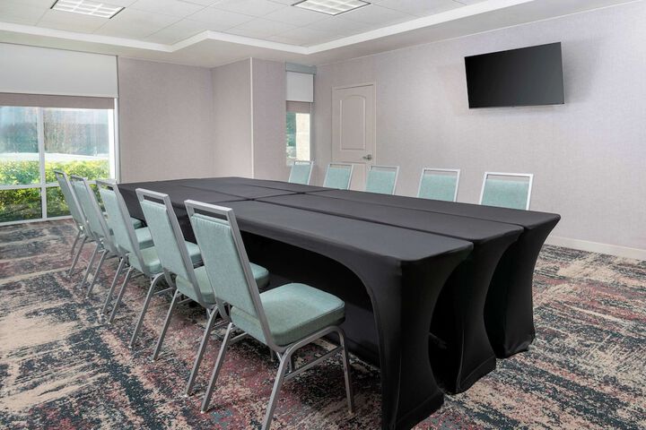 Homewood Suites by Hilton Tampa Airport - Westshore