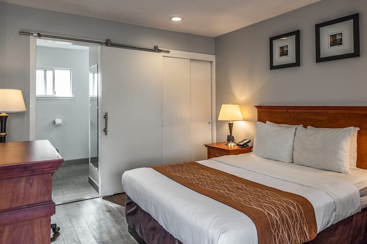 Room 38 of 53