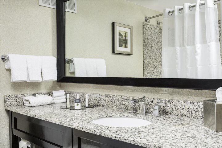 DoubleTree by Hilton Hotel Wilmington