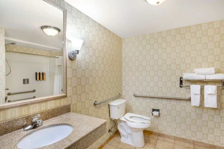 Room 14 of 50