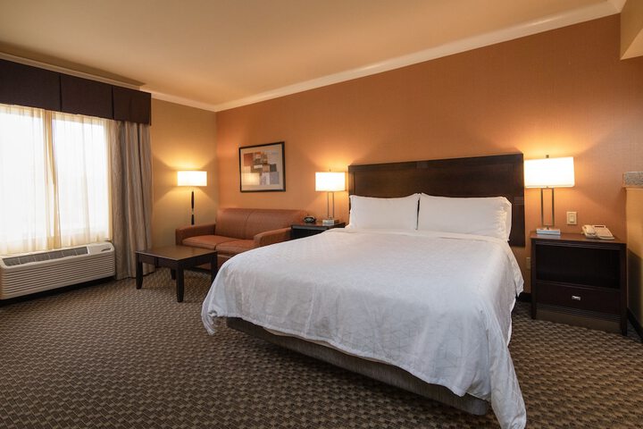 Room 22 of 50