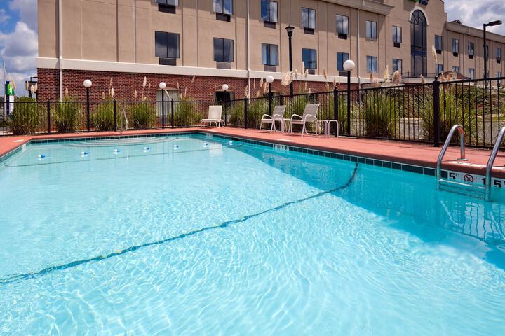 Pool 6 of 92