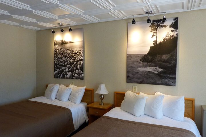 Room 25 of 40