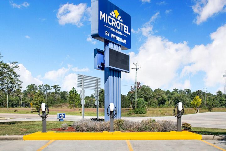 Microtel Inn & Suites by Wyndham Pearl River / Slidell