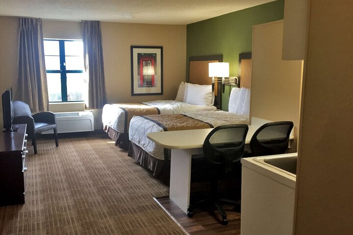Room 12 of 24