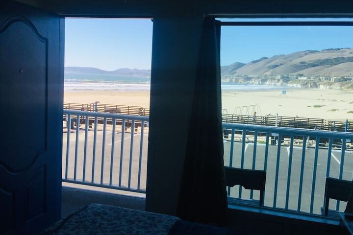 Dolphin Cove Motel