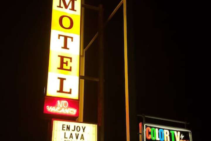 Hotel 2 of 32