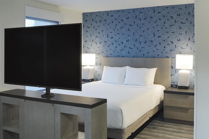 Hyatt House Columbus OSU / Short North
