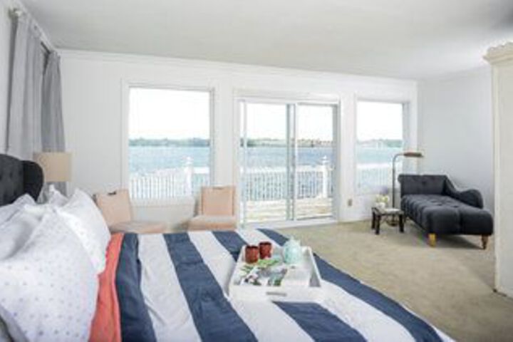 Shorehill Cottages on the Water