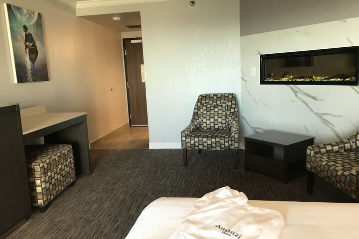 Room 51 of 150