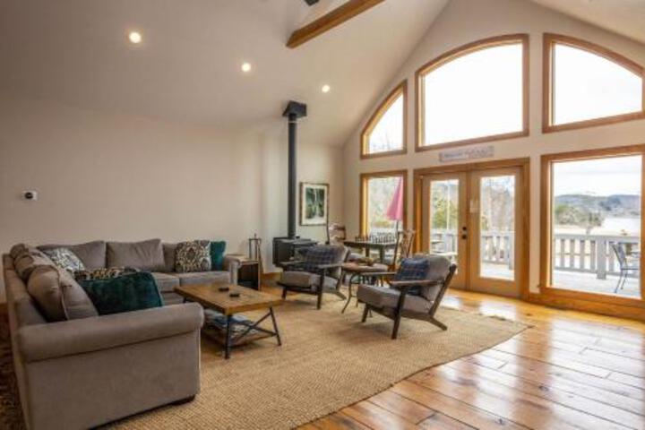 Lake Rider Cabin