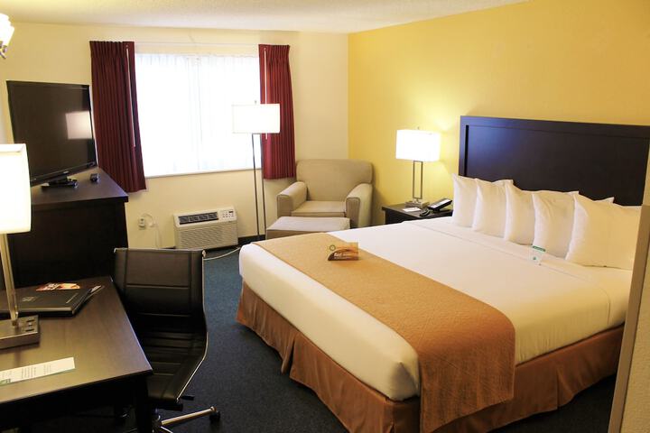 Quality Inn & Suites Springfield - Eugene North