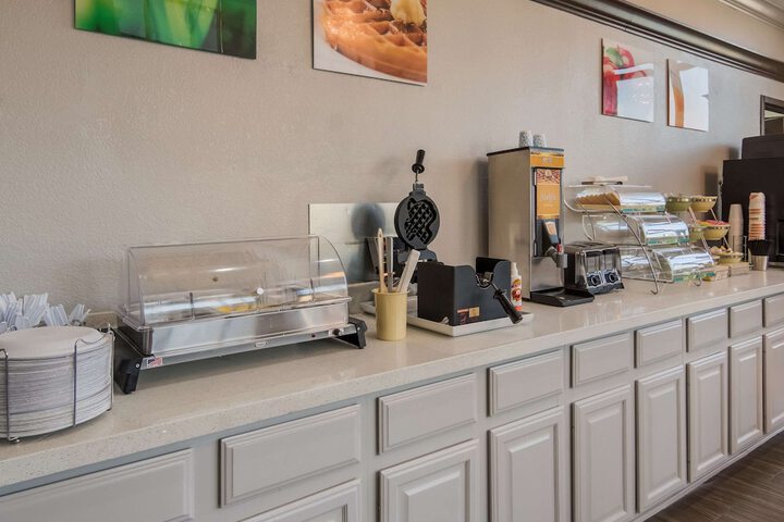 Breakfast/Coffee Service 43 of 47