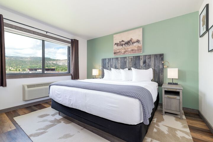 Room 8 of 25