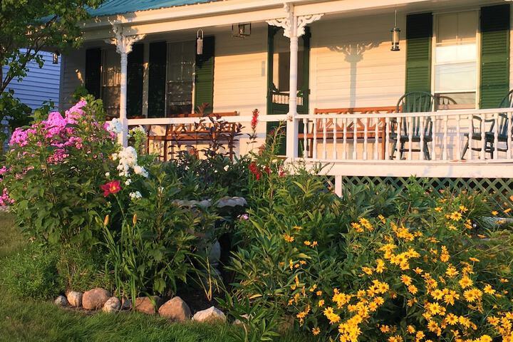 Center Lovell Inn