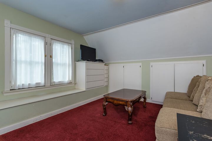 Room 17 of 63