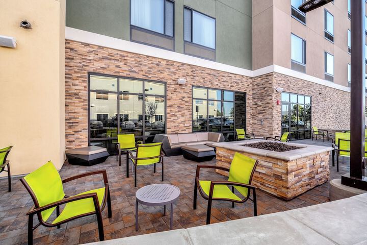 Terrace/Patio 18 of 18
