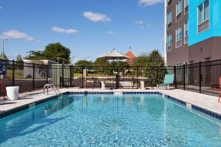 Tru by Hilton Prattville