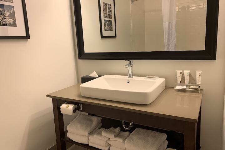 Room 19 of 29