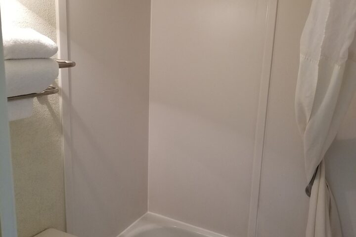 Room 29 of 33