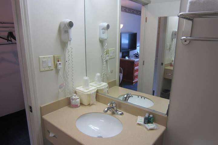 Room 38 of 40