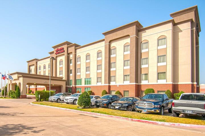 Hotel 2 of 40