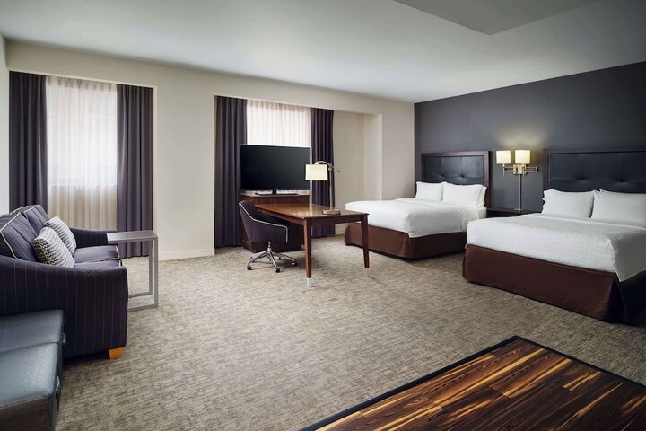 Room 7 of 19