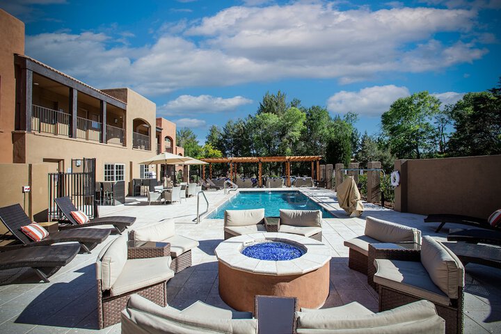 Pool 12 of 81