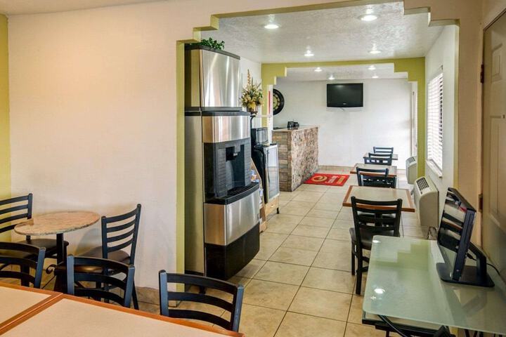 Econo Lodge Albuquerque East