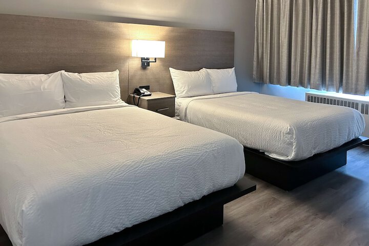 Room 6 of 24