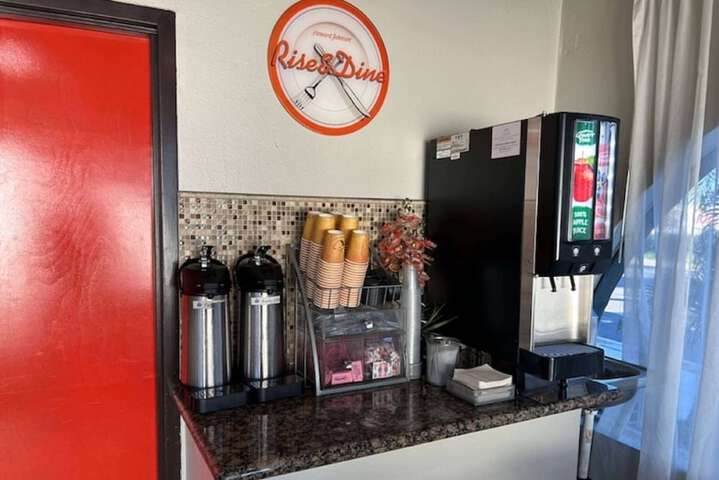 Breakfast/Coffee Service 15 of 15