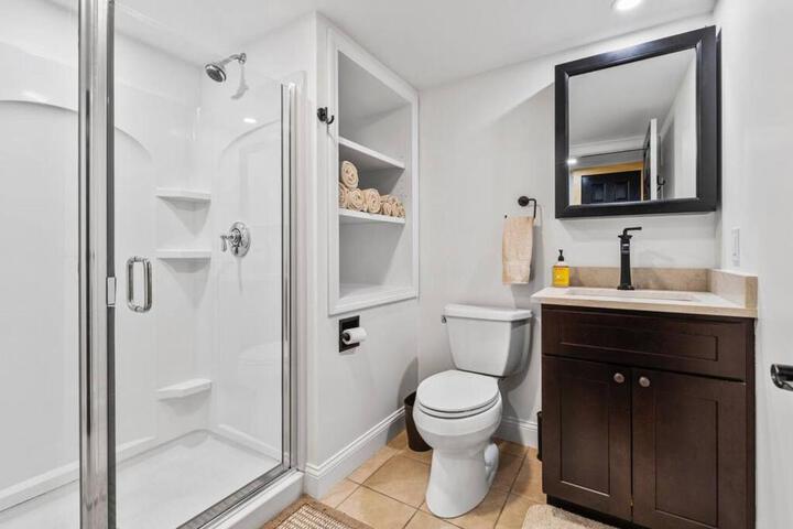 Dunover Farm. One bedroom apartment.