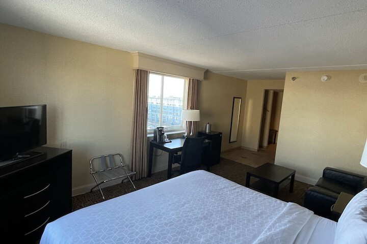 Room 29 of 60