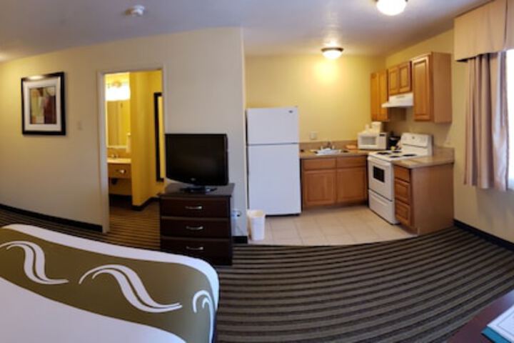 Quality Inn & Suites Vancouver - Hazel Dell