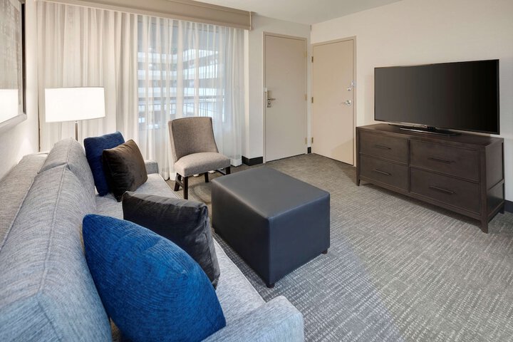 Embassy Suites by Hilton Detroit Troy Auburn Hills