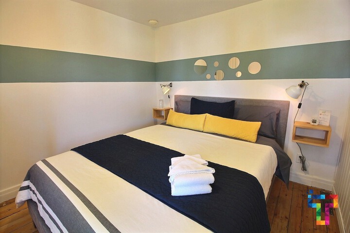 Room 25 of 62