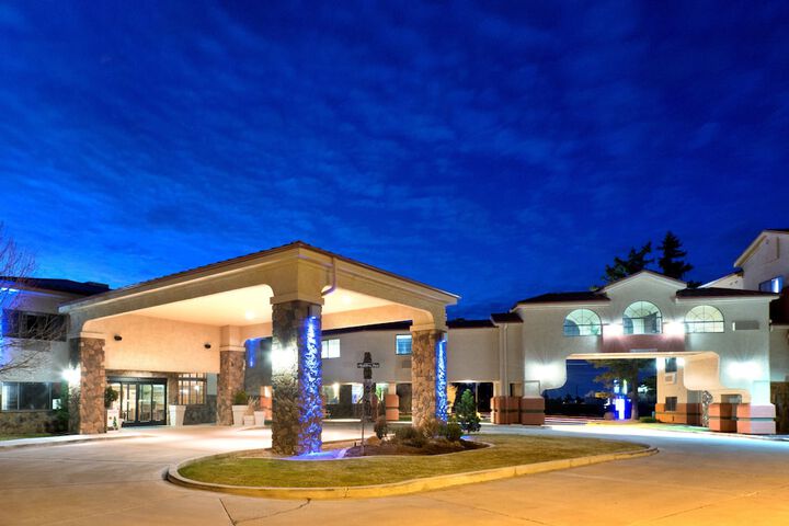 Hotel 6 of 36