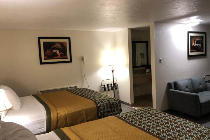 Room 5 of 19