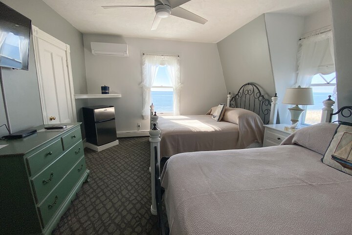 Room 96 of 468