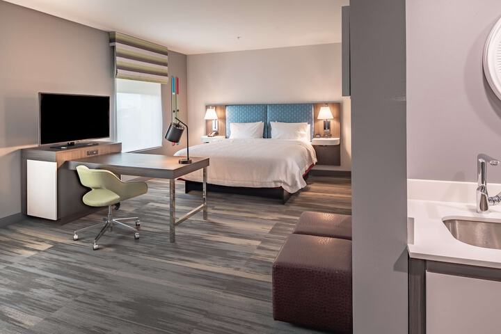 Room 21 of 61