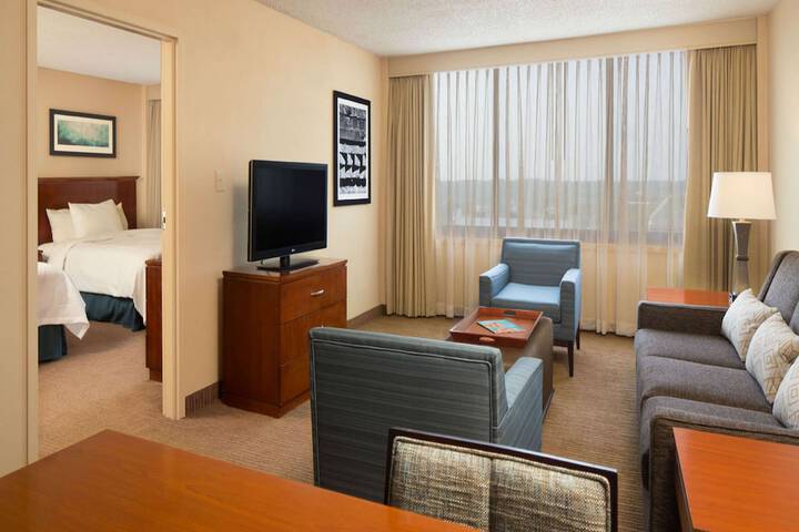 Embassy Suites Hotel Winston-Salem