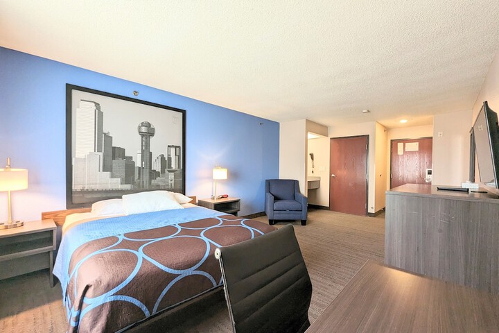 Super 8 by Wyndham Garland / Rowlett/East Dallas Area