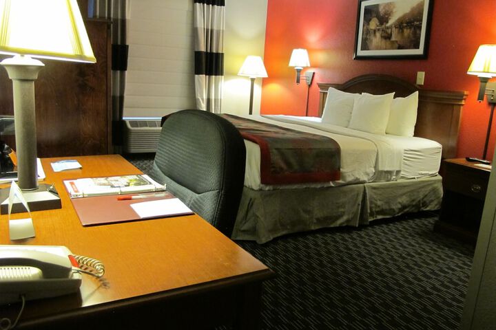Room 17 of 72