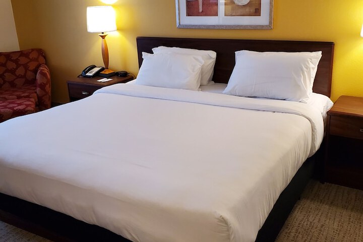 Wingate by Wyndham Uniontown
